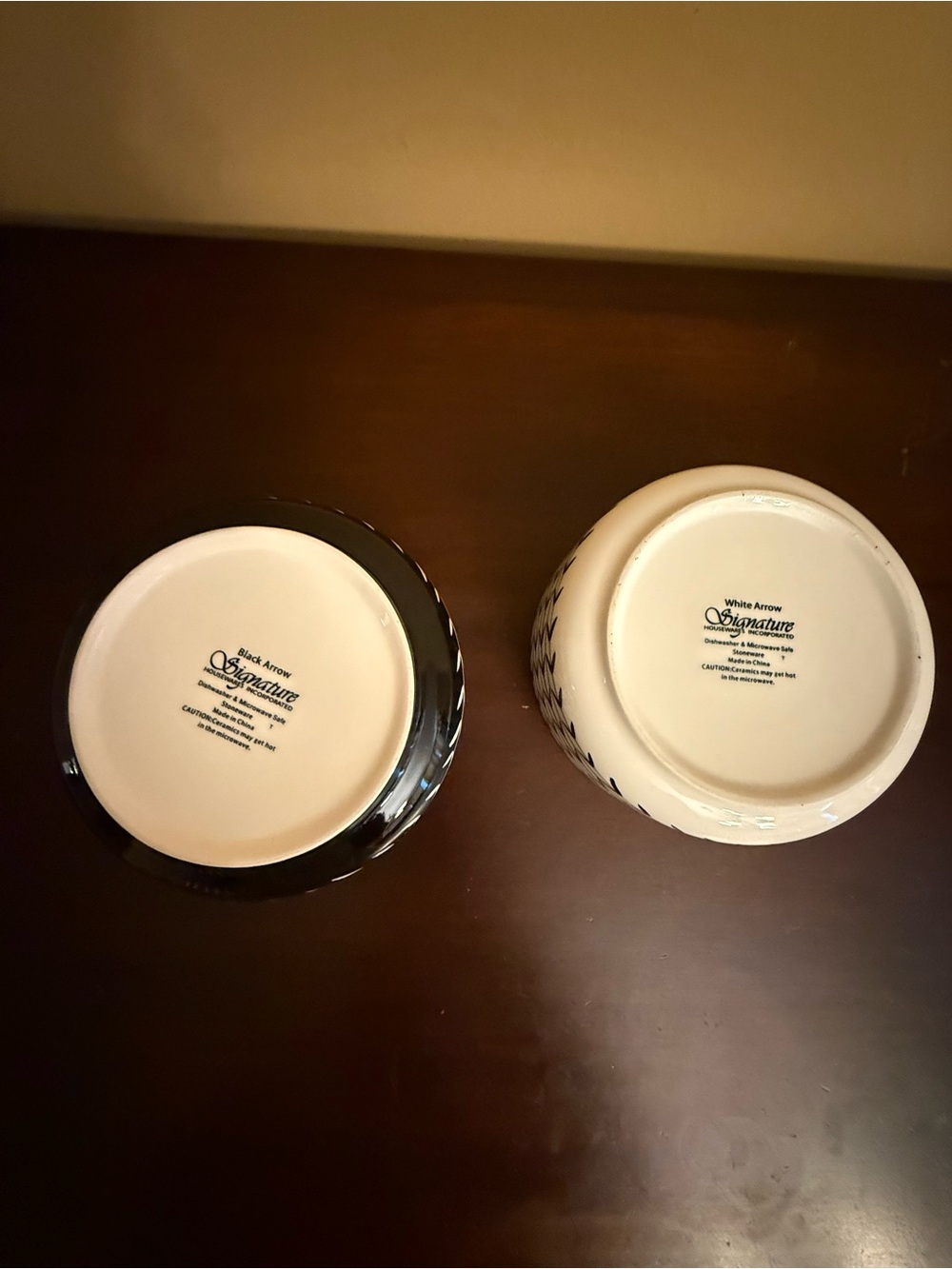 Black & White Paw-Print Stoneware Ceramic Dog Bowl Set cleaned and sanitized. - Picture 3 of 17
